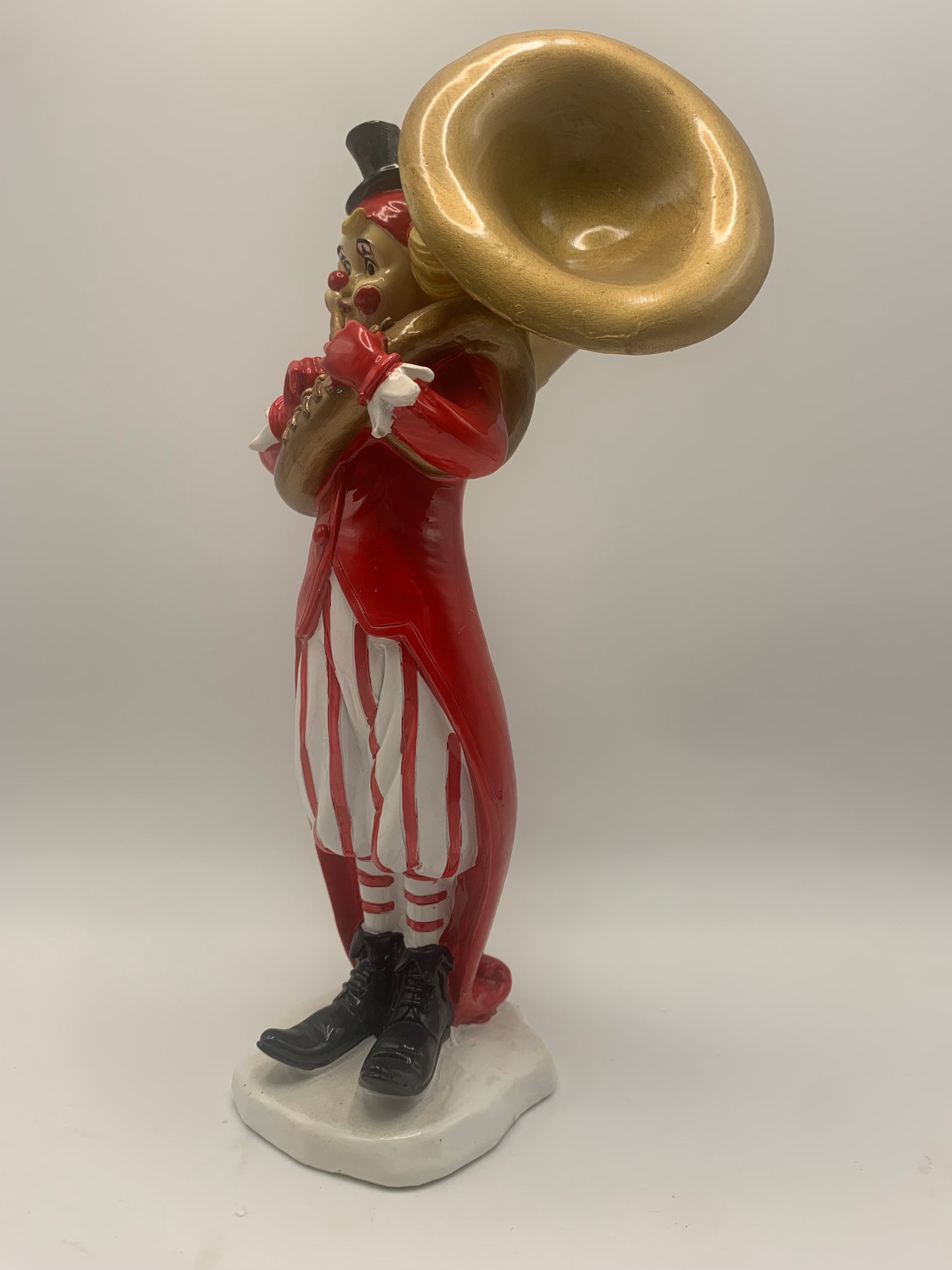 Art. 30091 Clown mit Tuba rot/weiß 22cm